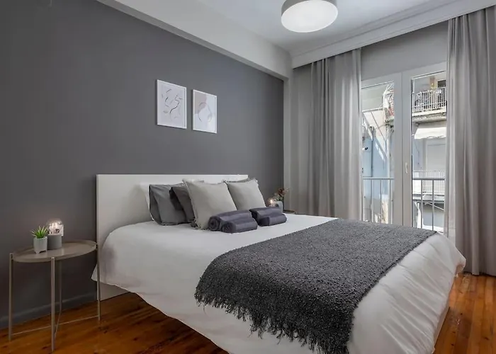 Superb Apartment In City Center.